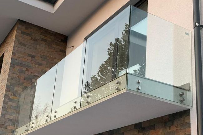 Balustrade Sticlă – Eleganță fără compromis