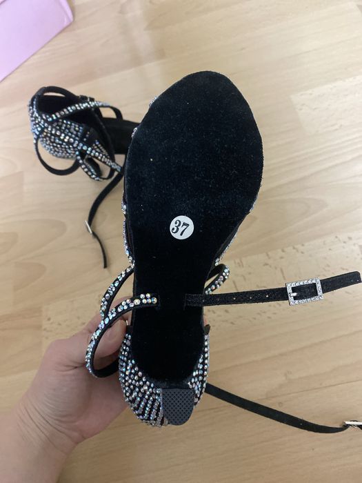 Продам туфли