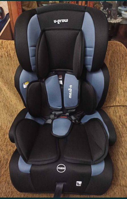 Scaun auto, înălțător U-grow, 9-36 kg. (NOU)