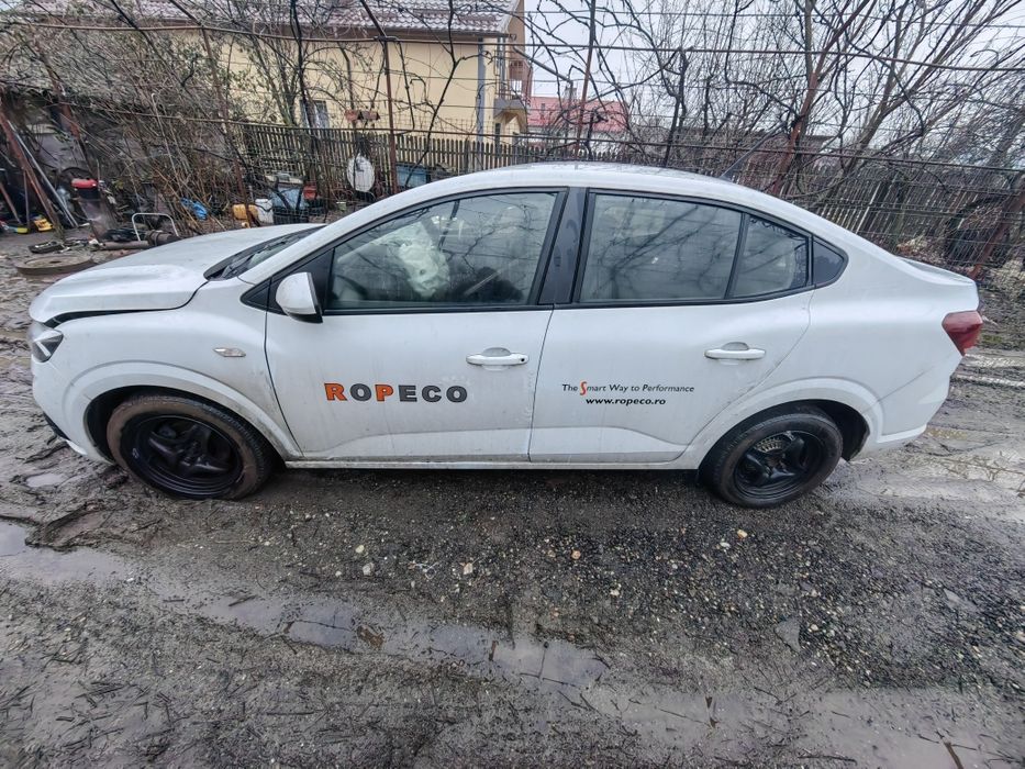 Dezmembrez Dacia Logan 2023, 1.0 tce, benzina si gpl