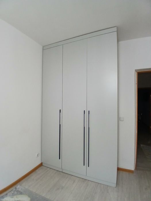 Продам шкафы заказные.