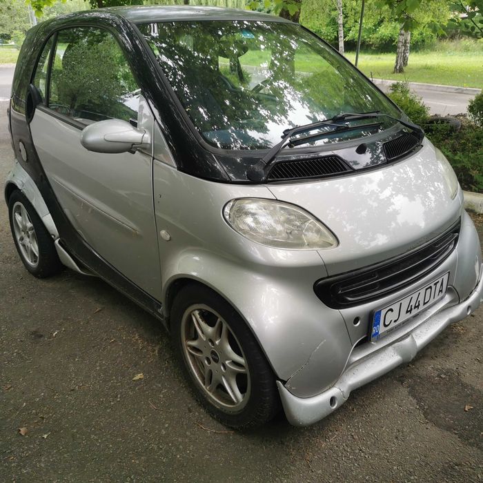 Vind mașina Smart pt. programul rabla 500 euro