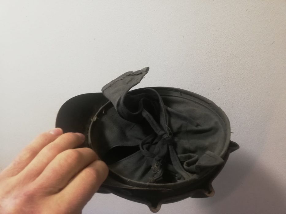 Casca de protecție miner