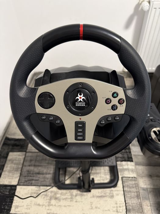 Volan gaming MIRIA pret negociabil