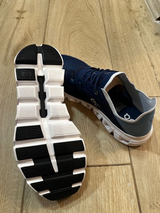 On Cloud 6 Coast маратонки чисто нови