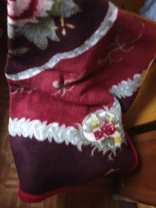 Шерстяные одеяла 4 шт