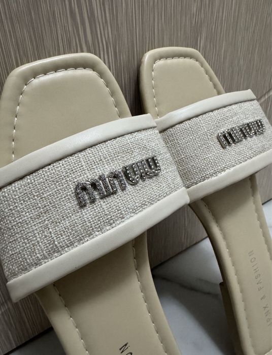 Дамски чехли Miu Miu
