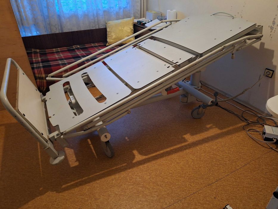 Болнично легло, многофункционално