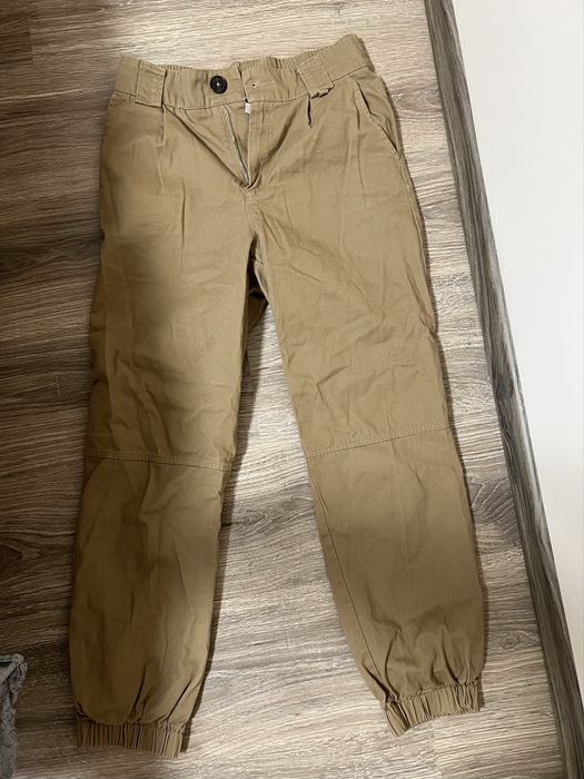 Дамски дънки и панталони