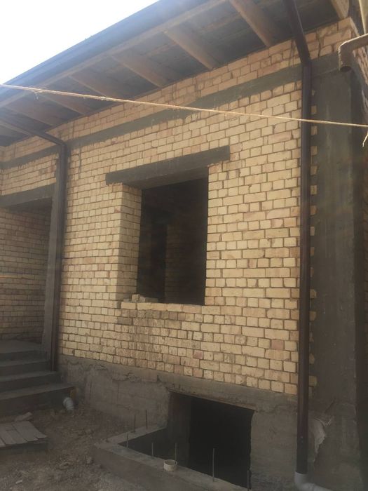 Срочно продам дом в состоянии коробка