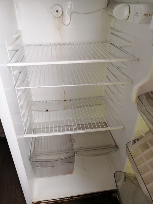 Продам холодильник