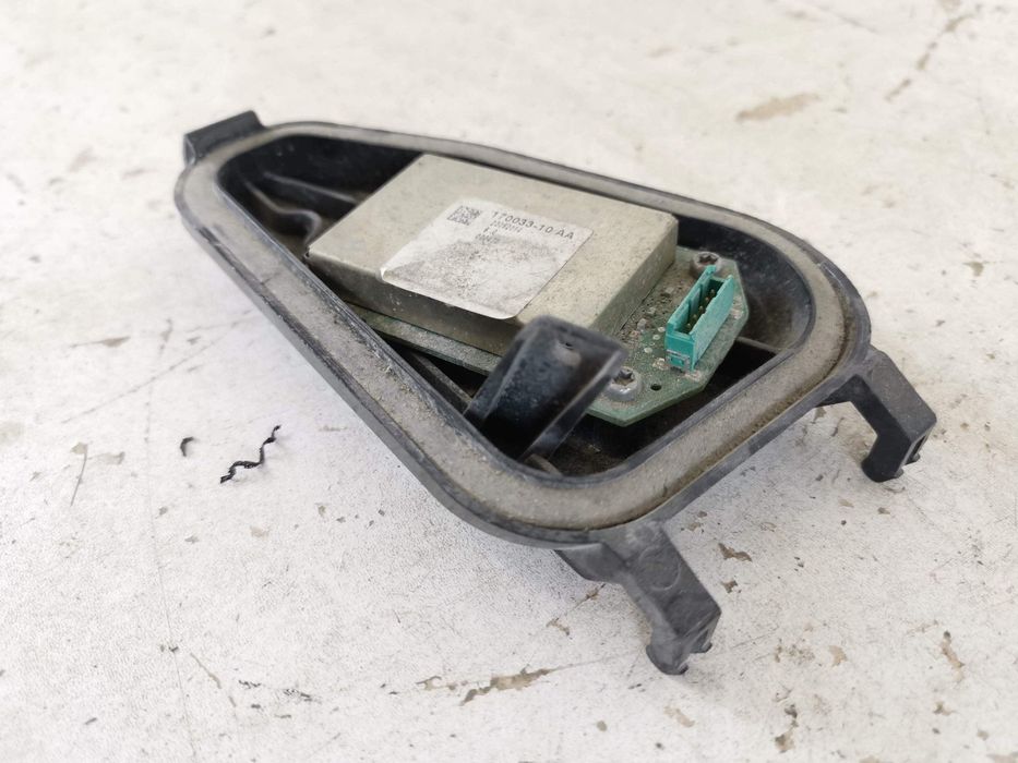 Порше Панамера / Porsche Panamera [ - ] Оригинален капак за дълги свет