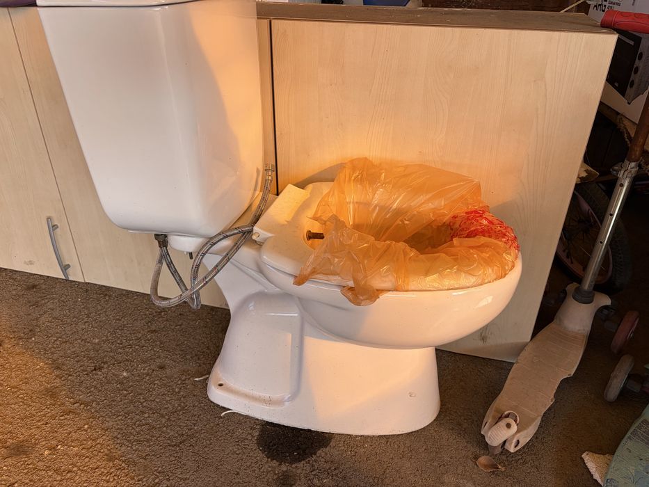 Унитаз продам сос