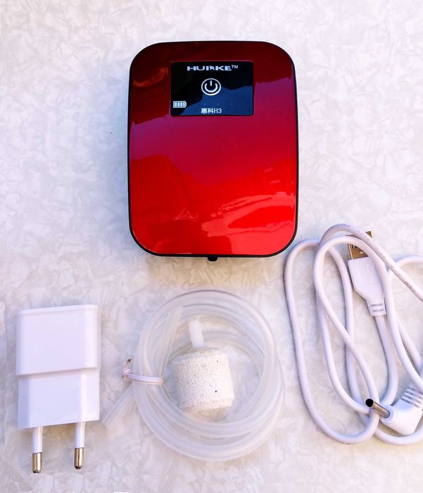 Акумулаторна помпа за рибки за стръв на 12V