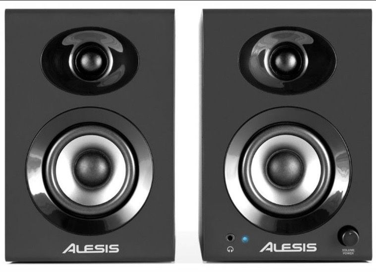 Alesis Elevate 3 - monitoare active pentru aplicatii multimedia