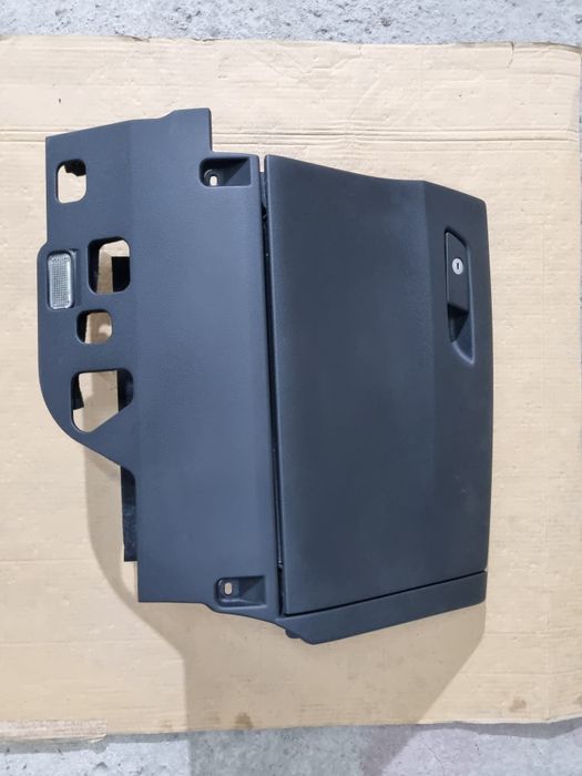 Audi A5 S5 B9,Преден капак, огледало, крик, високоговорители