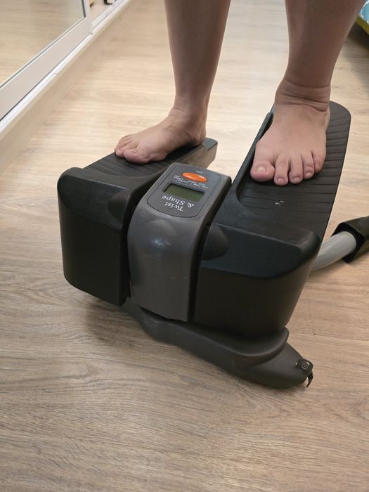 Продам тренажер степпер