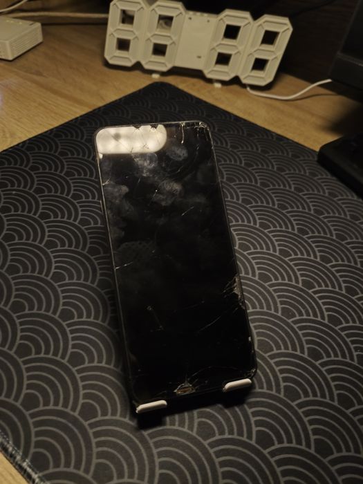 Продам vivo y35  64 гб