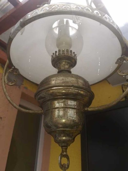 Candelabru lampa    .