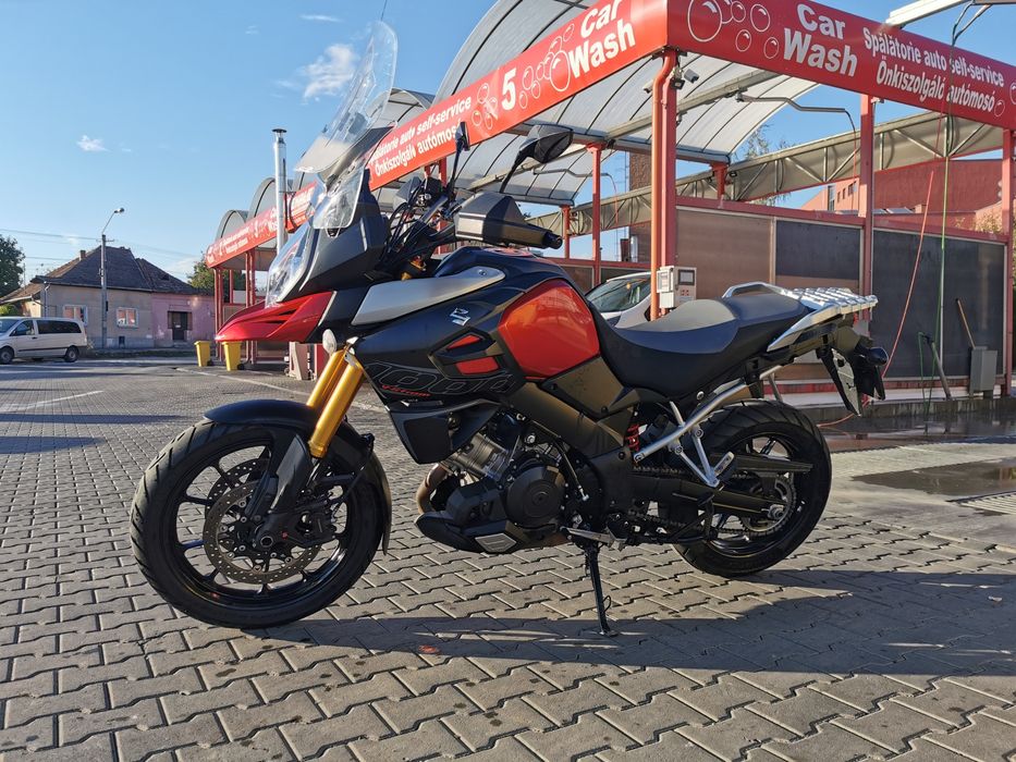 Suzuki v strom 1000 dl