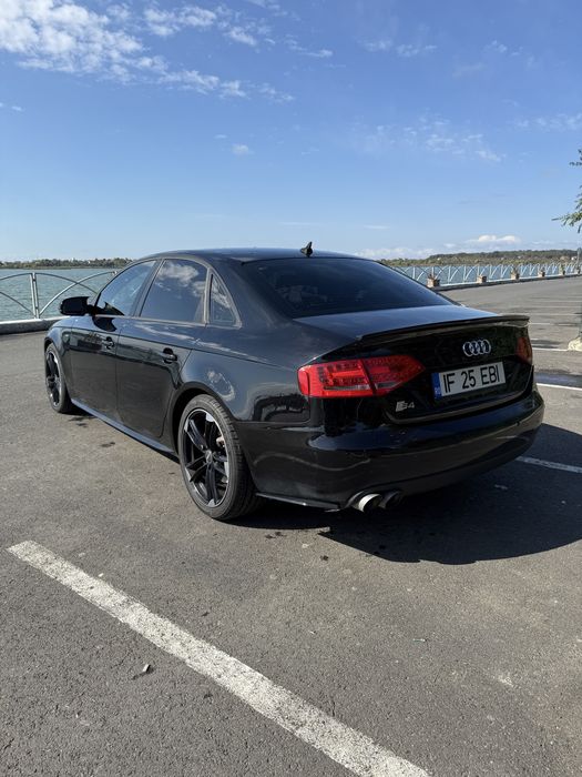 AUDI A4 2010 — imagine 4