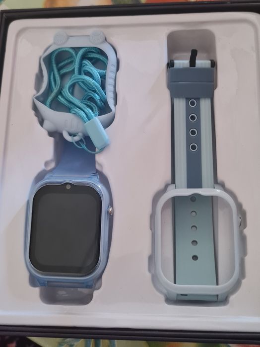 Детские смартчасы в отличном состоянии