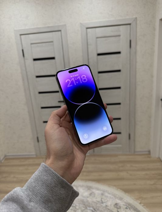 Продам айфон 14 про Макс 256гб.