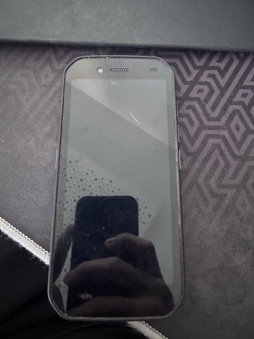 Cat s42 32gb телефон