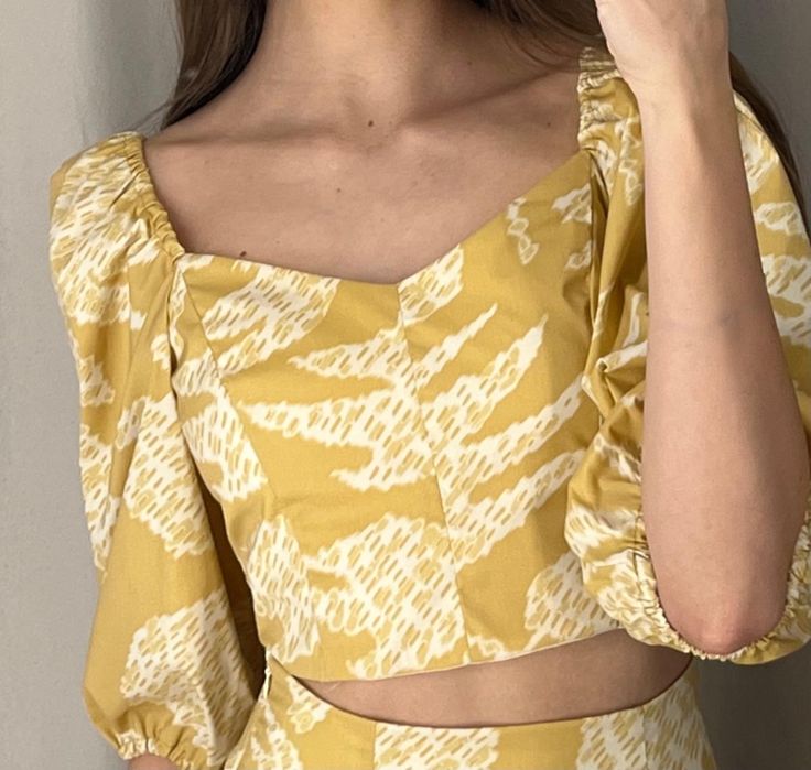 Продам костюм Zarina