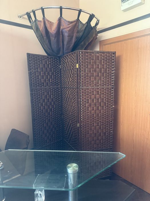 Пробна за дрехи с подвижен параван 30€
