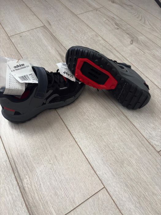 Pantofi ciclism Adidas