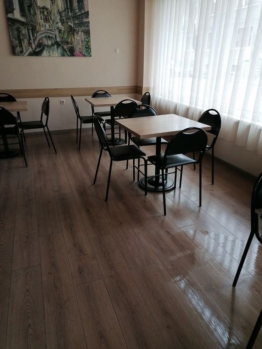 Мебели за заведение