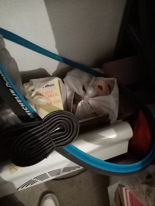 Cauciuc nou cursiera si camera pe 28