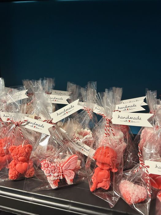 Mărțișoare  parfumate din ceară naturală de soia 100%