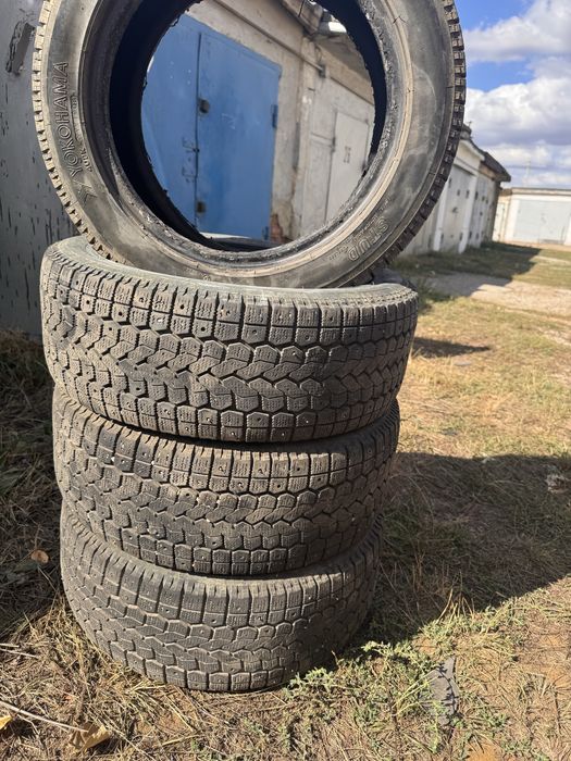 Продам резину R16