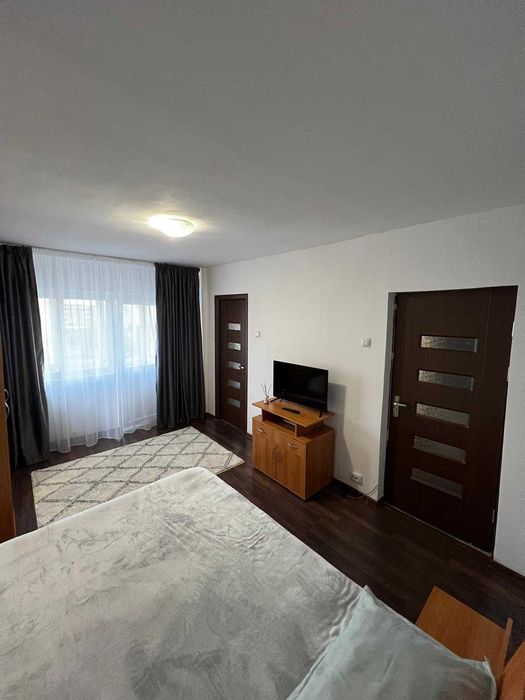 Inchiriez Garsoniera Craiovita Noua etaj 3/4 zona Materna