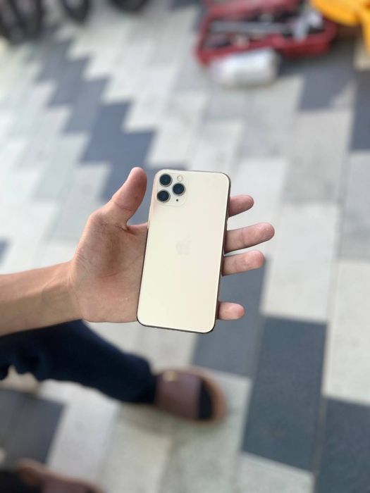 Iphone 11 pro Gold
