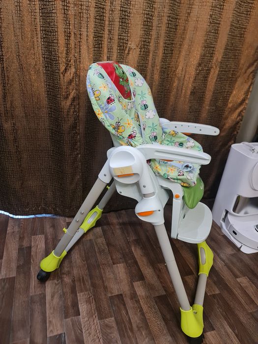 Продаю детский стульчик chicco