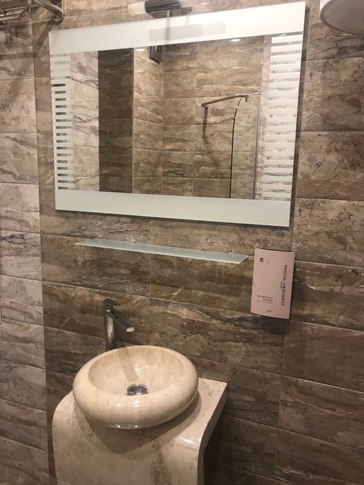 Дава се под наем Тристаен апартамент в с. Левски, Област Варна - 70 кв.м за 663 € - Снимка #1