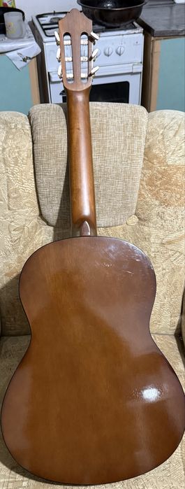 Yamaha C40 продам срочна