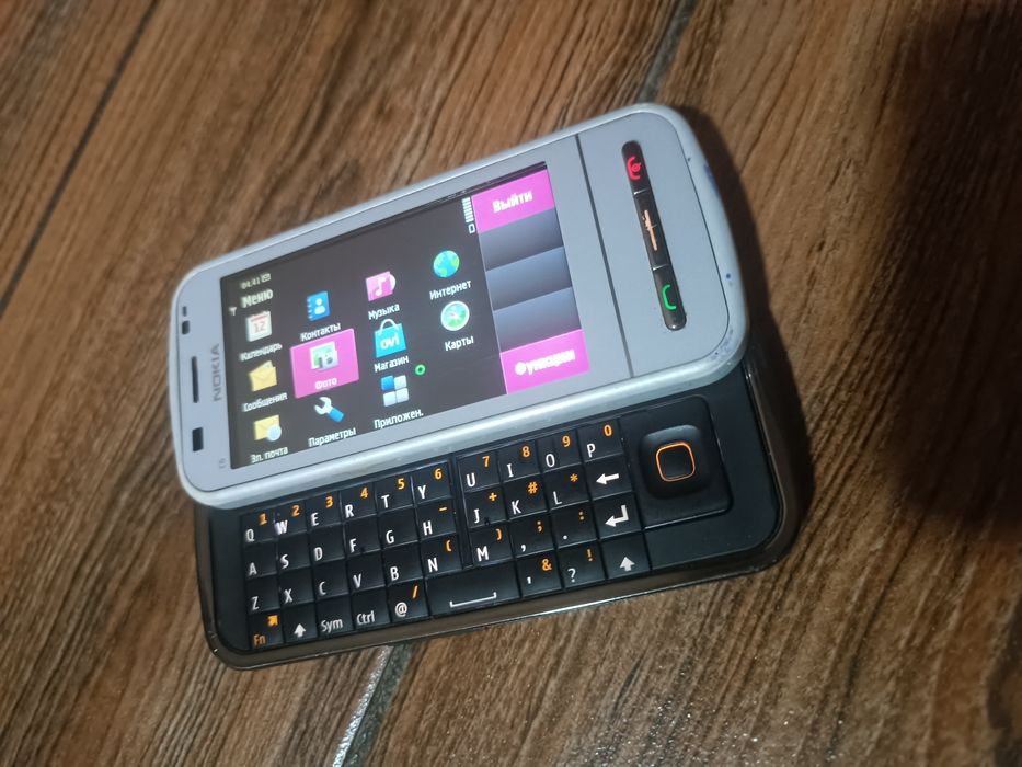 Nokia c5-00 original. Smartphone