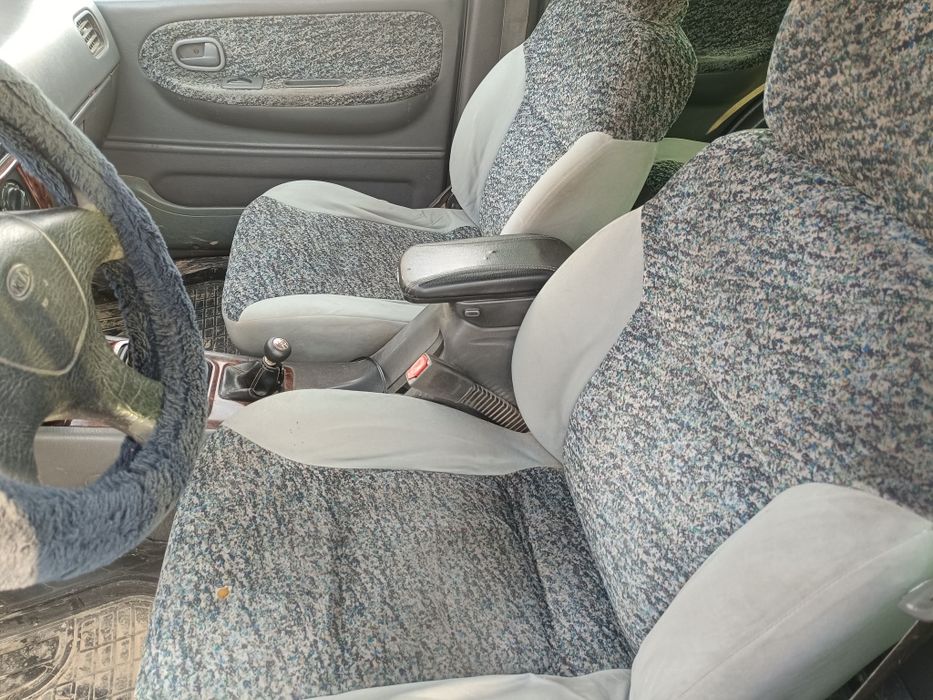 Автомобиль киа спортейж