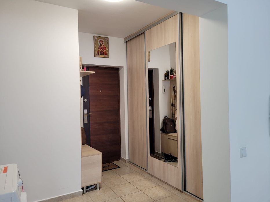 Studio modern 45 mp + balcon 8 mp, parter, complet utilat și mobilat,