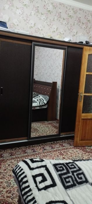 Хоразм кучаси 1 уй СРОЧНО 2 хонали квартира сотилади 
кирпичный москов