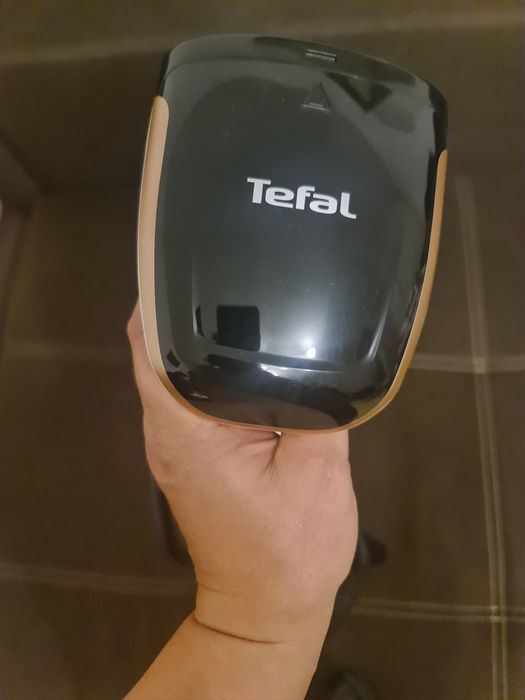 Fier de călcat tefal vertical