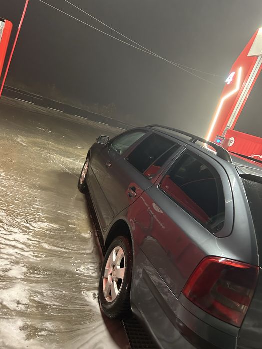 Se vinde Skoda octavia 2 break