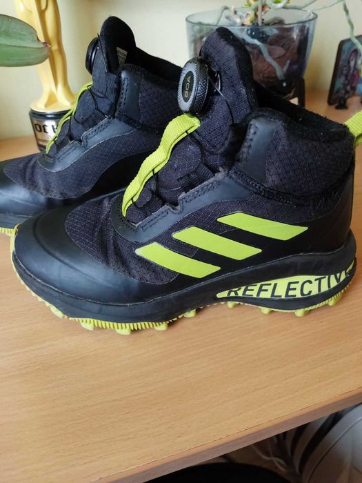 Детски обувки Адидас