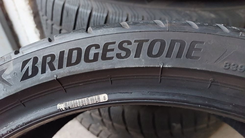 Летни гуми 245/35/19 Bridgestone Potenza Sport 2 броя