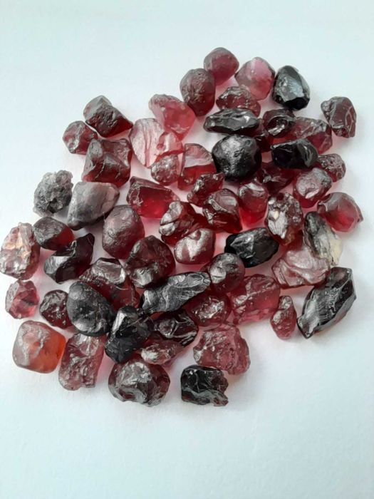 гранат алмандин 44,10 карата