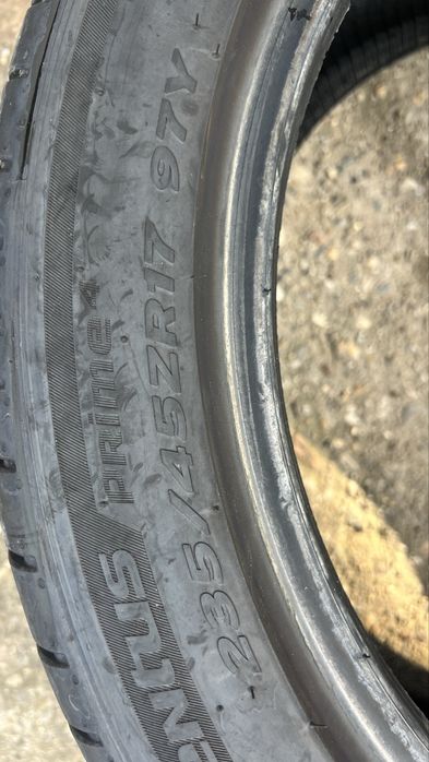 Гуми Hankook 235/45/17